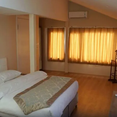 Zeugma Hotel Istanboel